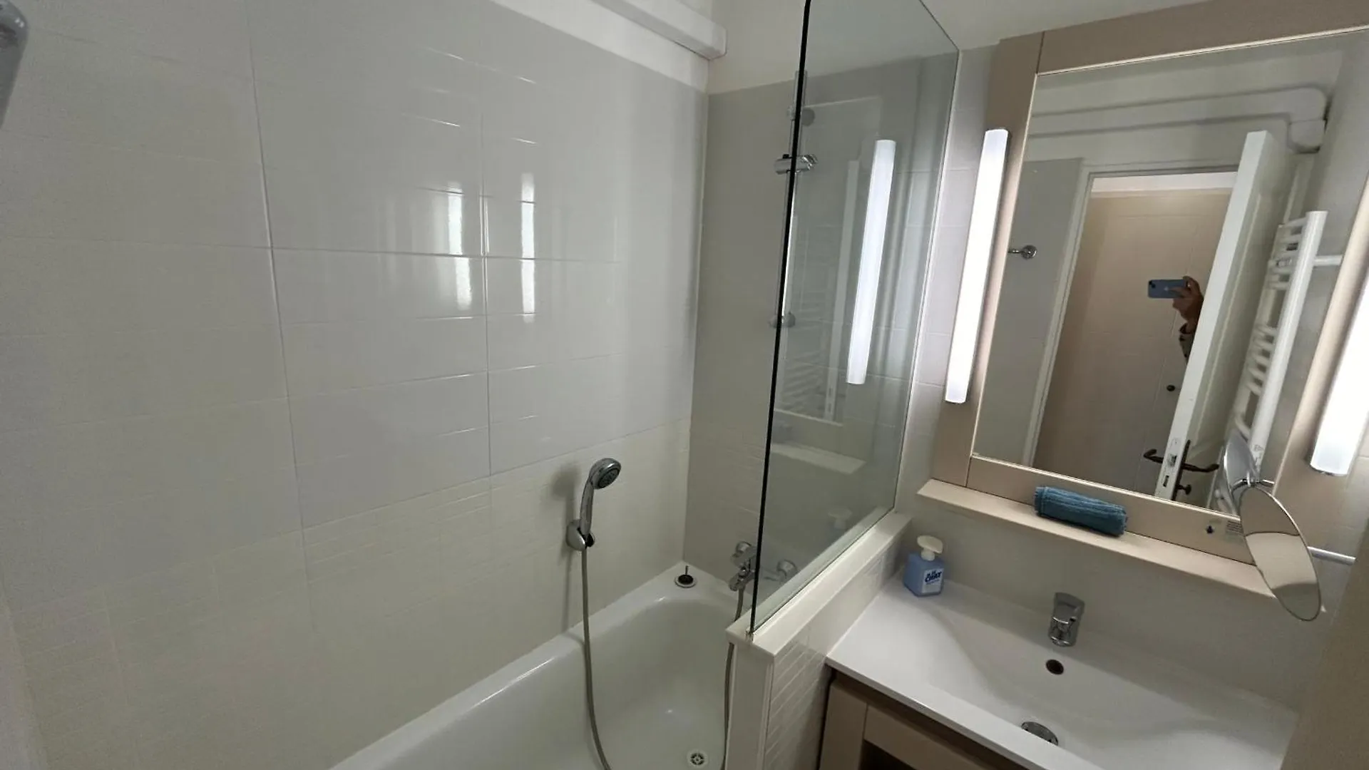 L'Anse De Pramousquier - Sea View And Leisure Apartment Le Lavandou