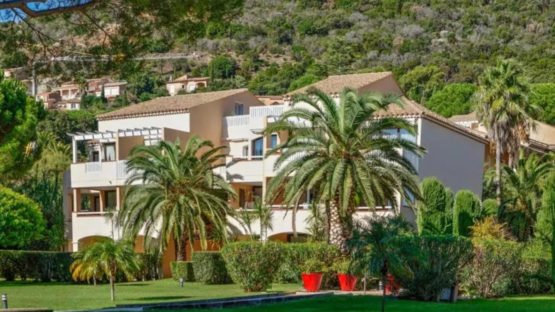 L'Anse De Pramousquier - Sea View And Leisure Apartment Le Lavandou 0*,  France